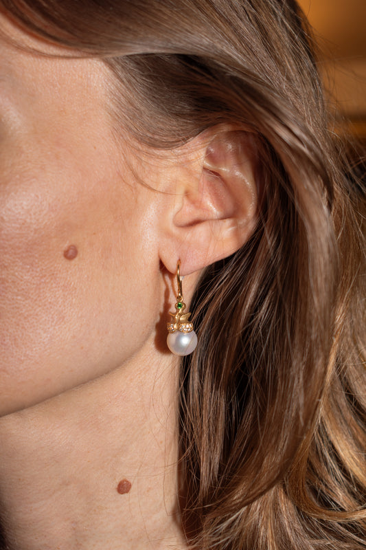 Pearl Pendant Earring